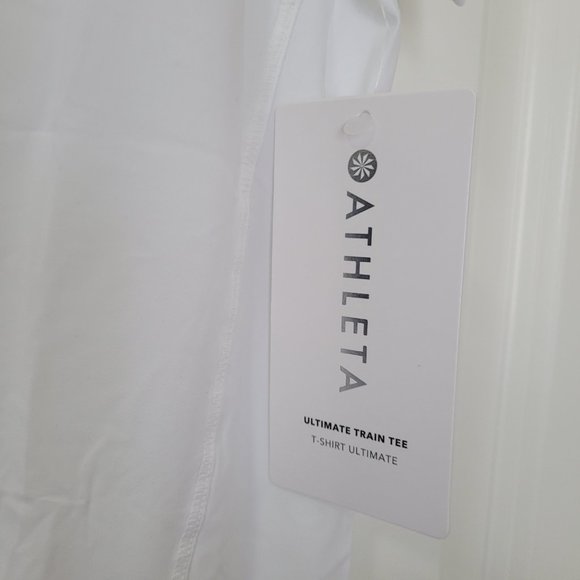 Athleta ultimate train tee - Picture 2 of 4